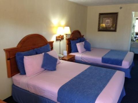Downtowner Inn And Suites - Houston Room photo